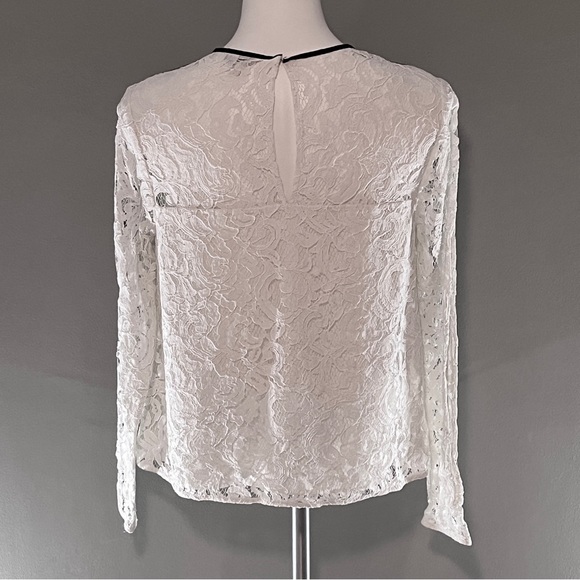 Women’s Guess size medium long sleeve modern top - Picture 2 of 10